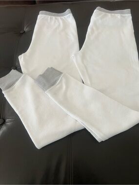 NWNT 2-(Warm essentials by Cuddl Duds) White Thermal Joggers,Striped Rib Cuffs M